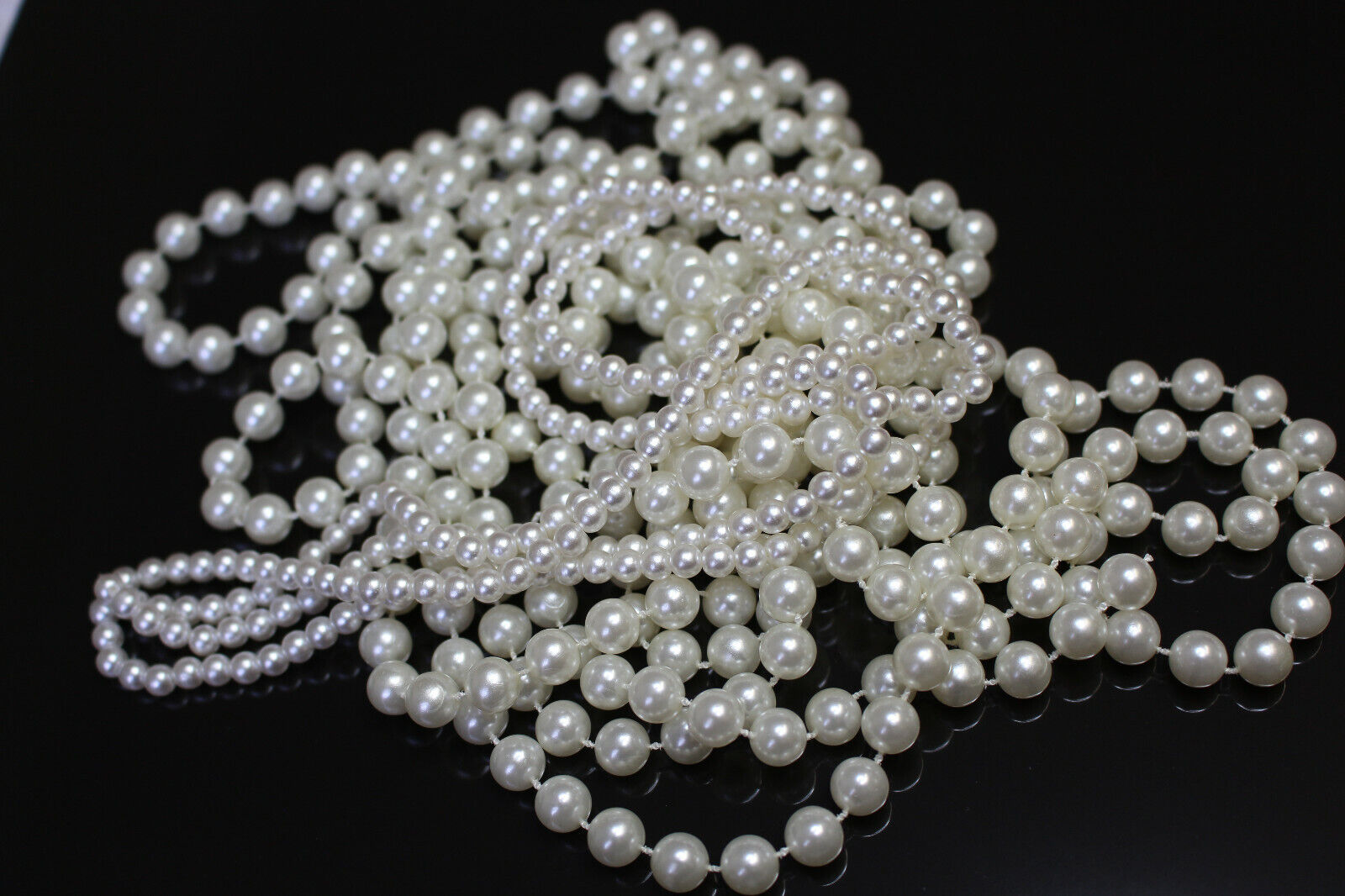 Bulk Lot 2 Faux Pearl Necklaces Craft Market Stall Dress Up Decorations VG 0321  Unbranded - фотография #8