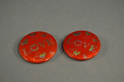 Lot of  2  BUTTONS  "LOVE" 1 1/4" pins  NEW! partner Valentine  spouse boyfriend Без бренда