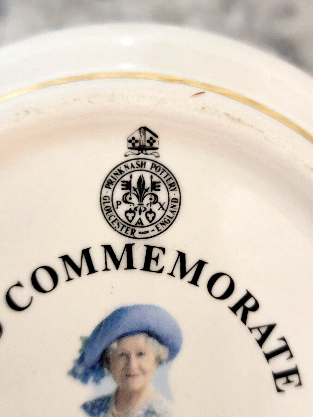 Queen Elizabeth Abbey Pottery Commemorate 100th Bday Dish 2000 24K Gold Decor Без бренда - фотография #6