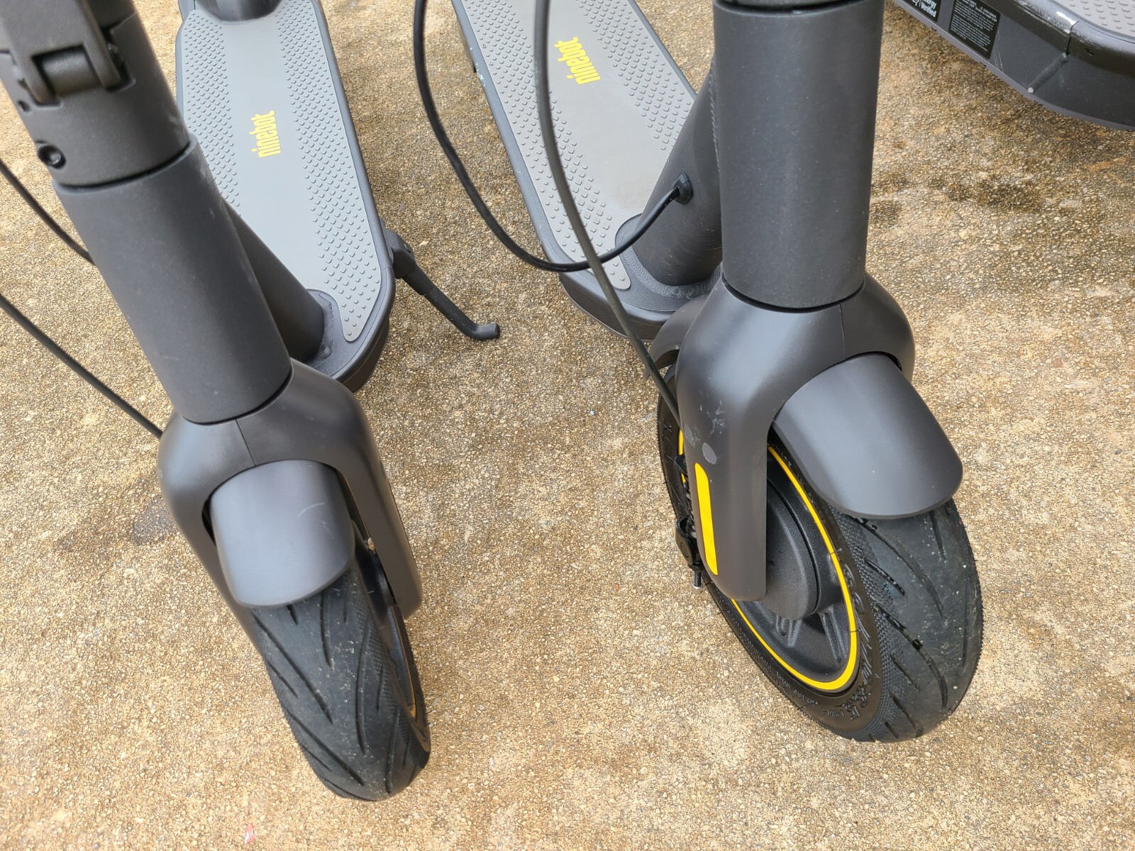 Segway Ninebot MAX G30P Electric Scooter Segway BUNDLE-40.30.0000.10, G30P - фотография #6