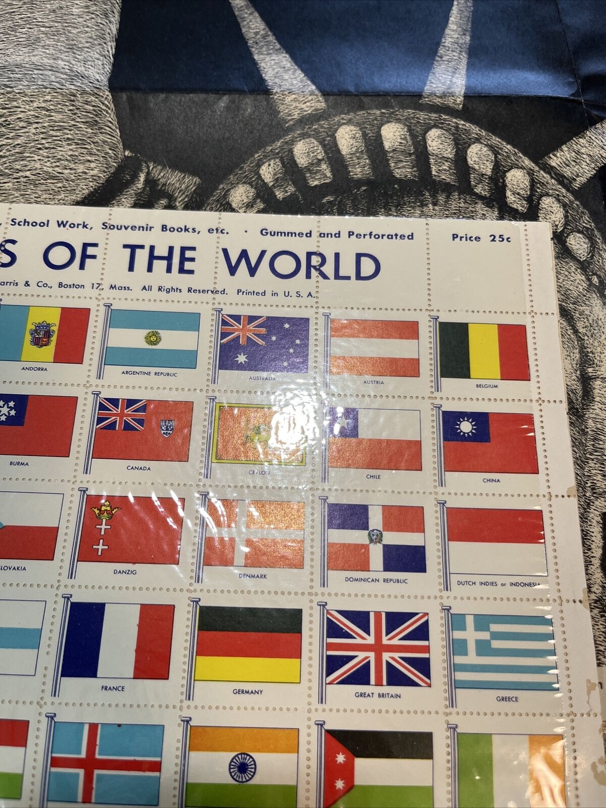 Original 1942 World War II Poster "THE UNITED NATIONS FIGHT FOR FREEDOM" Без бренда - фотография #19
