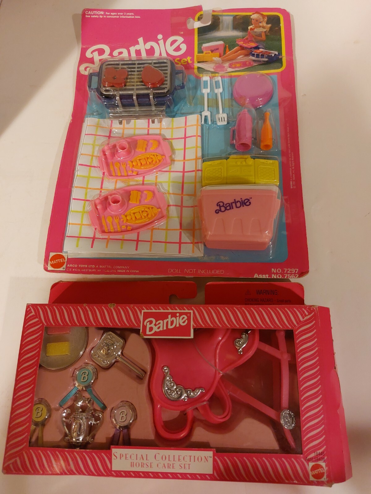 2 Sets Barbie PICNIC BARBECUE Set 7297 & HORSE CARE Equestrian Set 18445 **NEW** Mattel - фотография #8