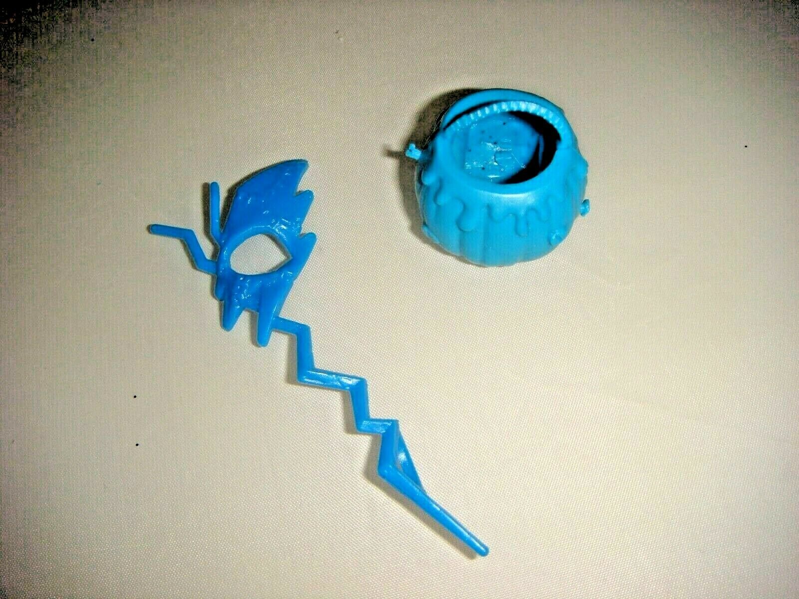 MATTEL MONSTER HIGH FRANKIE STEIN GHOULS RULE  BLUE MASK PUMPKIN CAULDRON Mattel - фотография #3