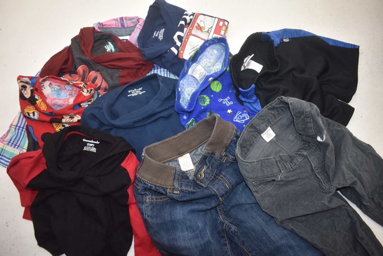 Wholesale Bulk Lot of 30 Boys Size 2T Mixed Season Tops Pants Bottoms Shirts Mixed Brand - фотография #7