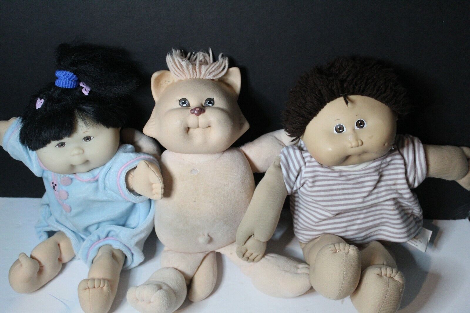 Cabbage Patch, Vintage dolls and Koosas, lot of 3 Cabbage Patch Kids