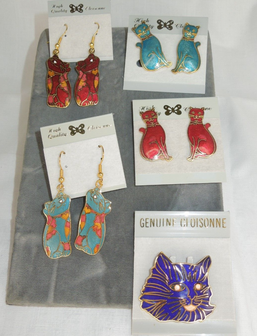 4 pairs of Enamel Cloisonne Cat Pierced & Clip dangle and post Earrings +Pin *M Без бренда