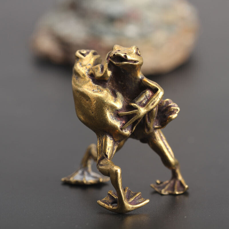 Chinese Collection Asian Brass Wrestling Frog Exquisite fengshui statue  Без бренда