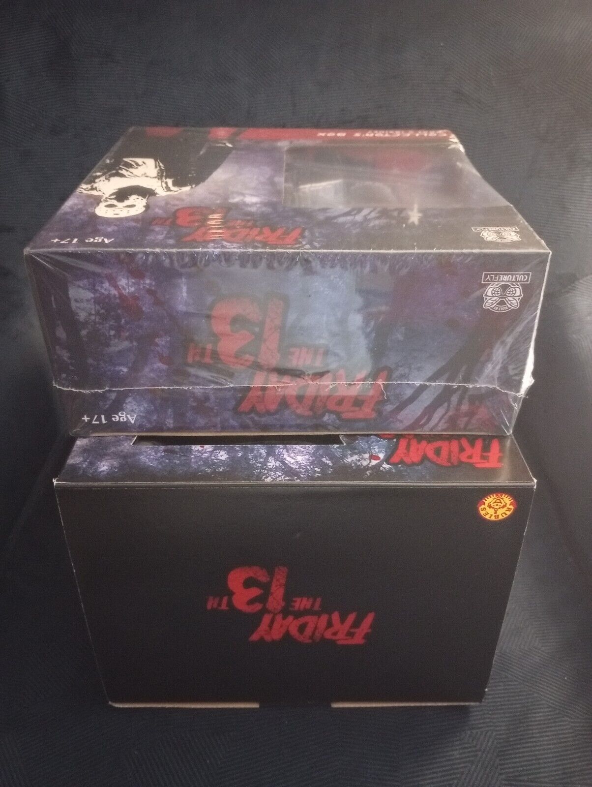 FRIDAY THE 13TH JASON VOORHEES Deluxe Mask + Collector's Box Rubie's 4181 - фотография #7