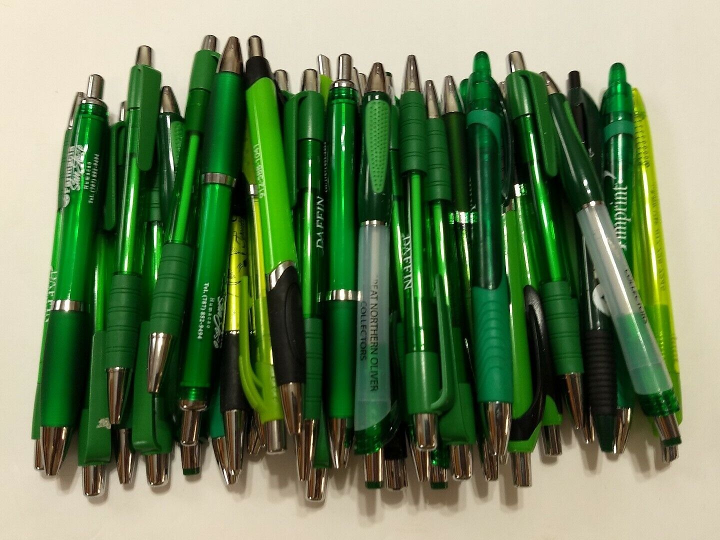30ct Mixed Lot Misprint Retractable Click Pens:  FORREST / KELLY / GREEN Misprint Does Not Apply - фотография #3