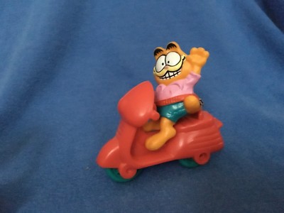 Vtg GARFIELD & ODIE PVC figurines McDonalds 1988 Lot of 2 Sunday Comics Scooters Без бренда - фотография #4