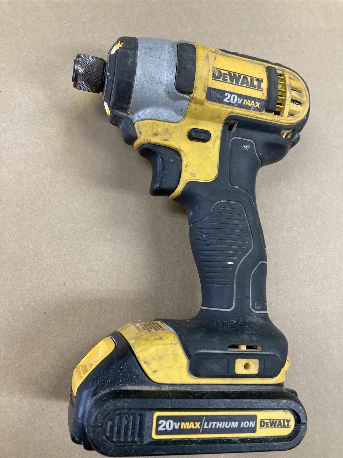 Dewalt DCF885 20V Impact Driver   with Battery DEWALT DCF885B-NBX - фотография #3