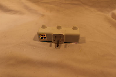 GENERICO BRAND  Edison Molded Tripple Tap White 15 AMP pack of 6   Generico MOLDED-3X TAP-W - фотография #4