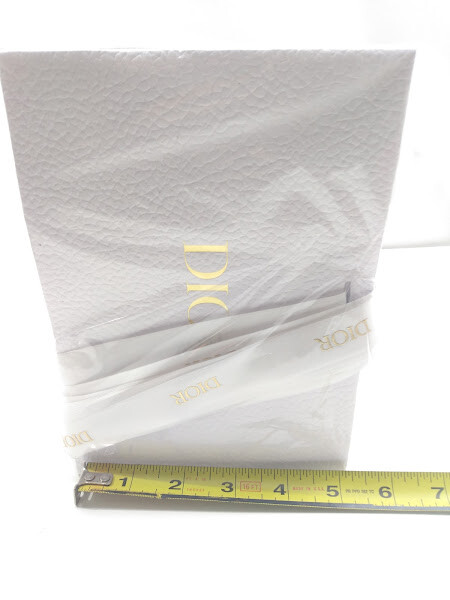 Lot Of 10 DIOR Designer White Pebble Textured Gift Bag's With Ribbon 8" Wide NEW Dior does not apply - фотография #6
