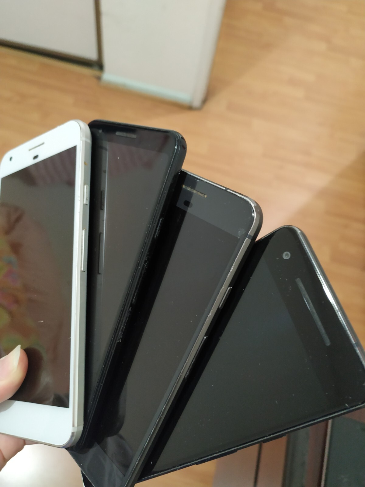 Lot of 7 Google Pixel mix model White  /black for parts Google Google Pixel - фотография #11