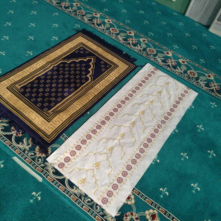 New 100x Disposable prayer mat, janamaz water proof personal & mosque use Без бренда - фотография #2