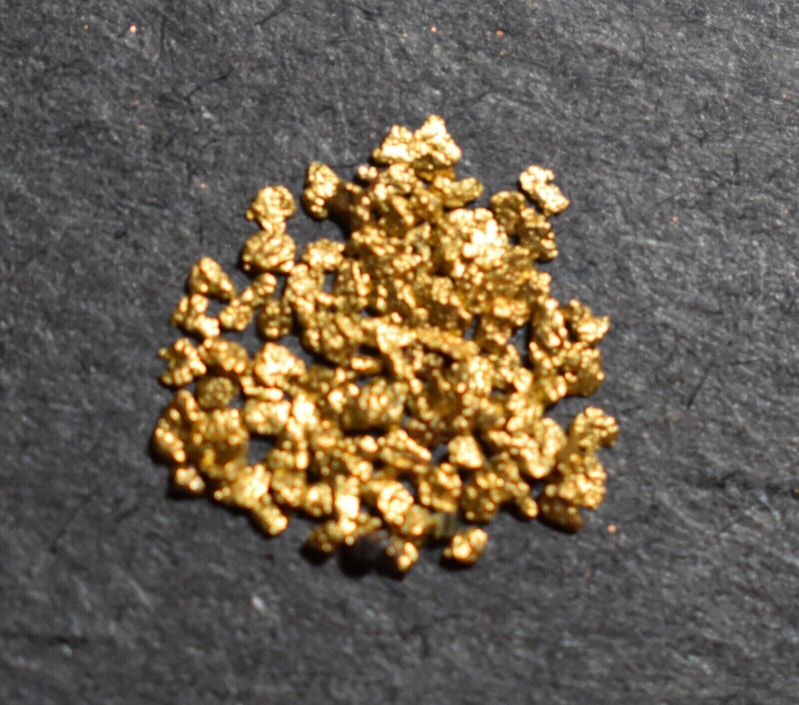 100 PIECE LOT ALASKAN YUKON NATURAL PURE GOLD NUGGETS IN GLASS VIAL Alaskan Yukon BC