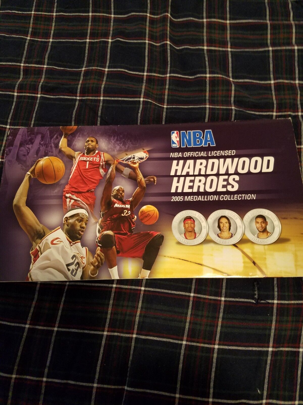 NBA MEDALLION Complete Set - 2005 Hardwood Heroes - KOBE BRYANT  LEBRON JAMES + Unknown - фотография #3