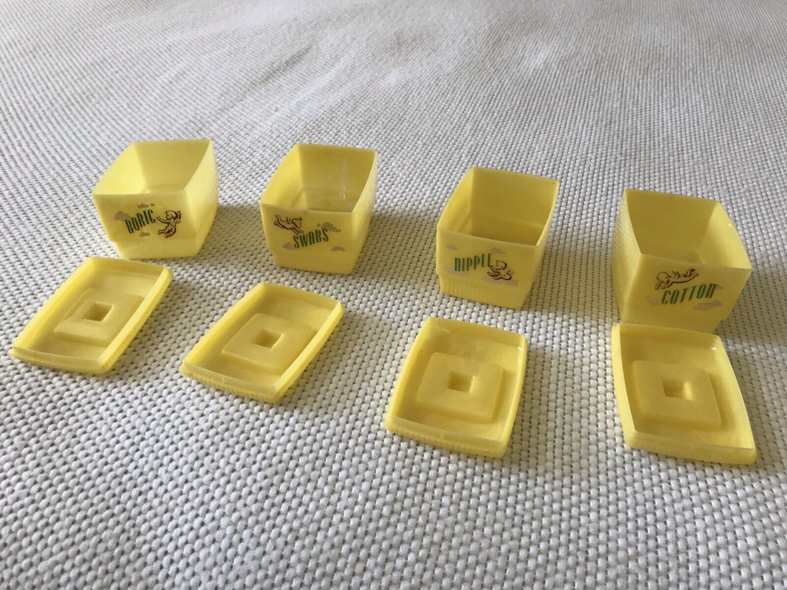Clarolyte Vintage Yellow Cherub 1950’s 4 Pc Baby Nursery Plastic Container Set Clarolyte Does Not Apply - фотография #11