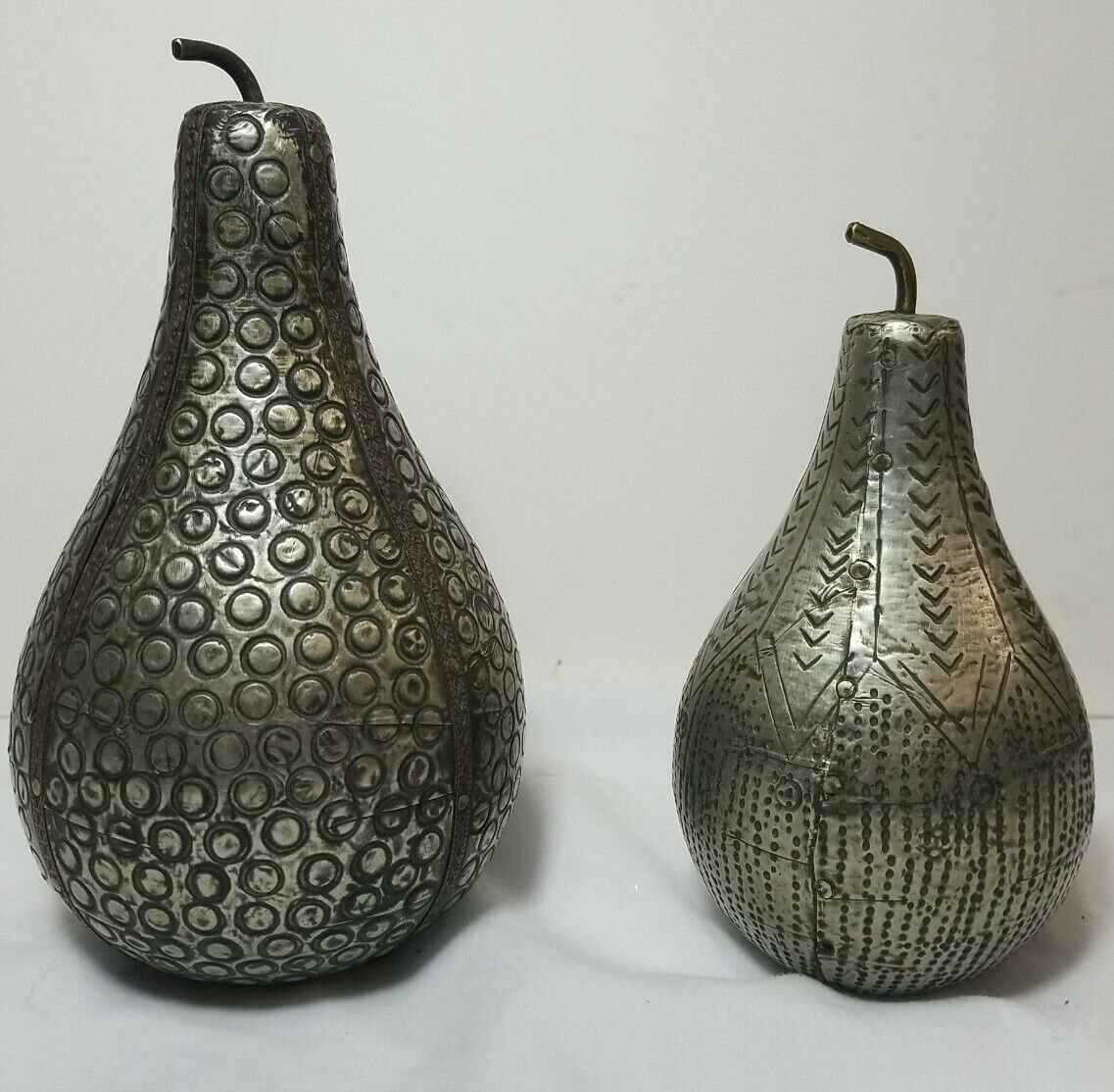 Rustic Collectible Hammered Metal Decretive Pears (2) 4.5 in. and 5.75 in. Unbranded