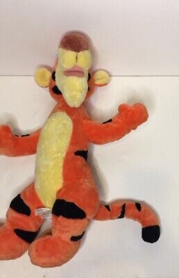 Winnie The Pooh and Tigger Plush Toys Stuffed Animals Cuddly Disney - фотография #8