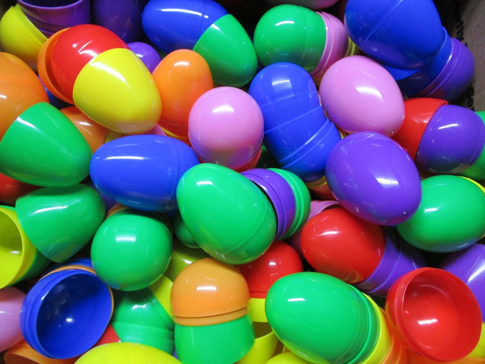 50 Pieces Easter Eggs Plastic Egg Multi Color Holiday Decor Fun Toy Lot Set New Без бренда