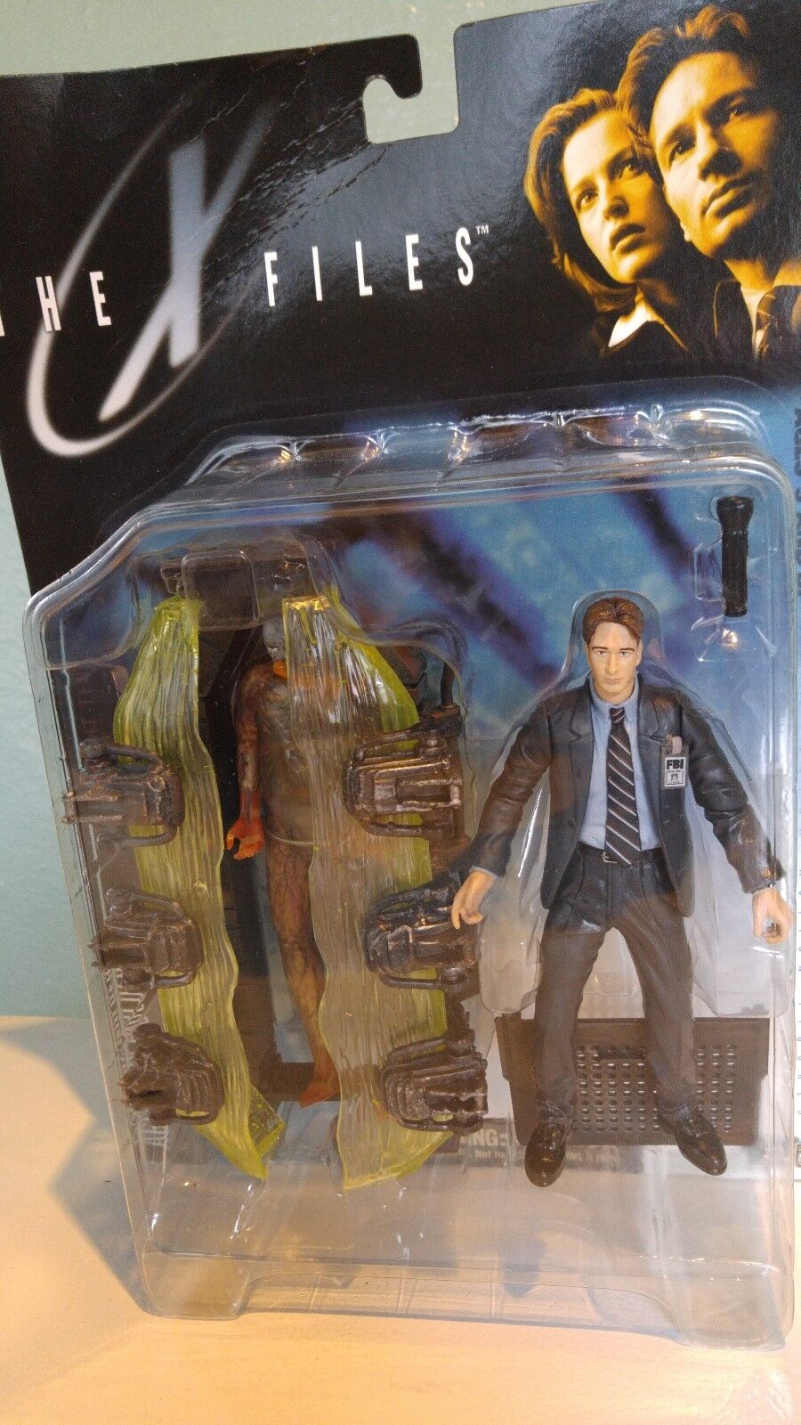 1998 McFarlane Toys The X-Files Series 1 Agent Fox Mulder and Agent Dana Scully Без бренда - фотография #7