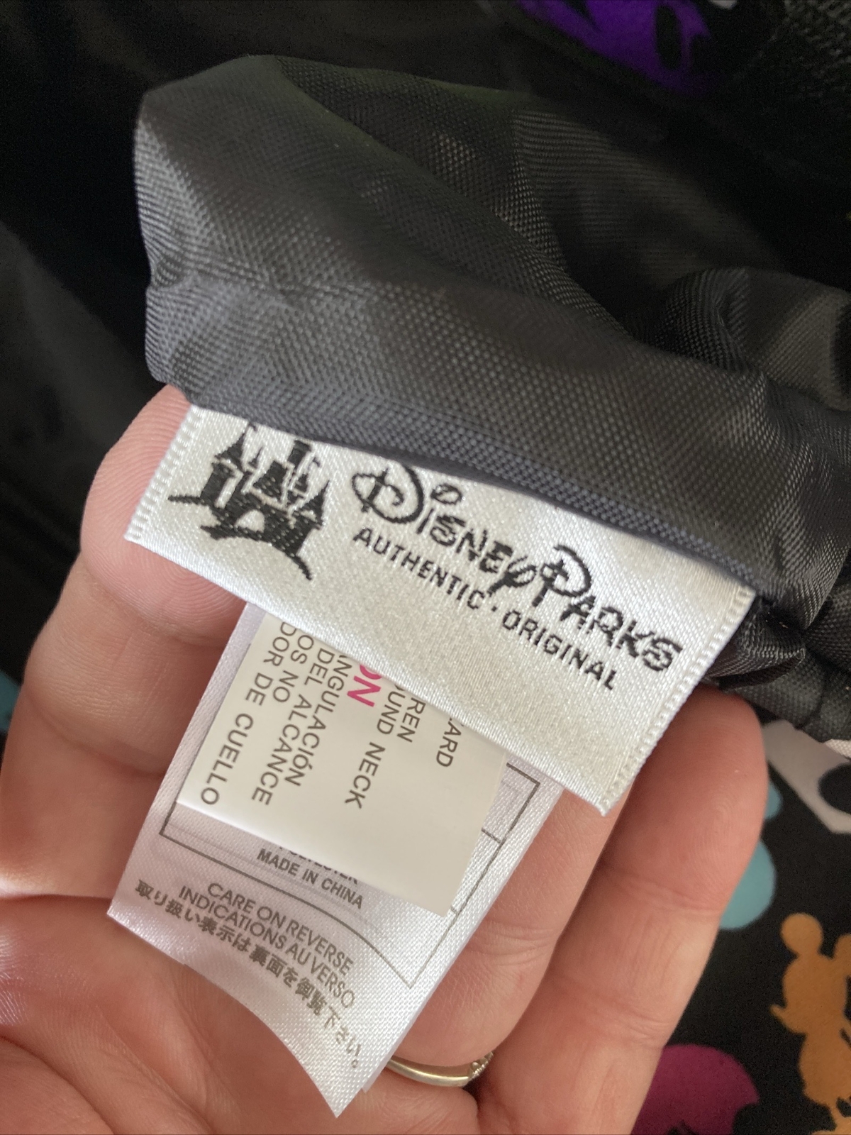 Disney Parks Mickey Mouse Nylon Tote Travel Beach Bag Colorful Vibrant Zip Close Disney - фотография #6