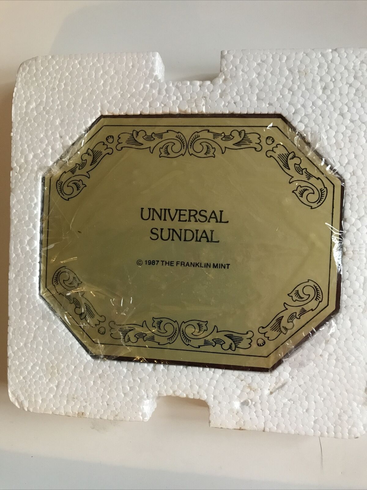 VTG NIB Franklin Mint Universal Equinoctial Sundial Ring Brass Wooden Base 1987 Без бренда - фотография #2