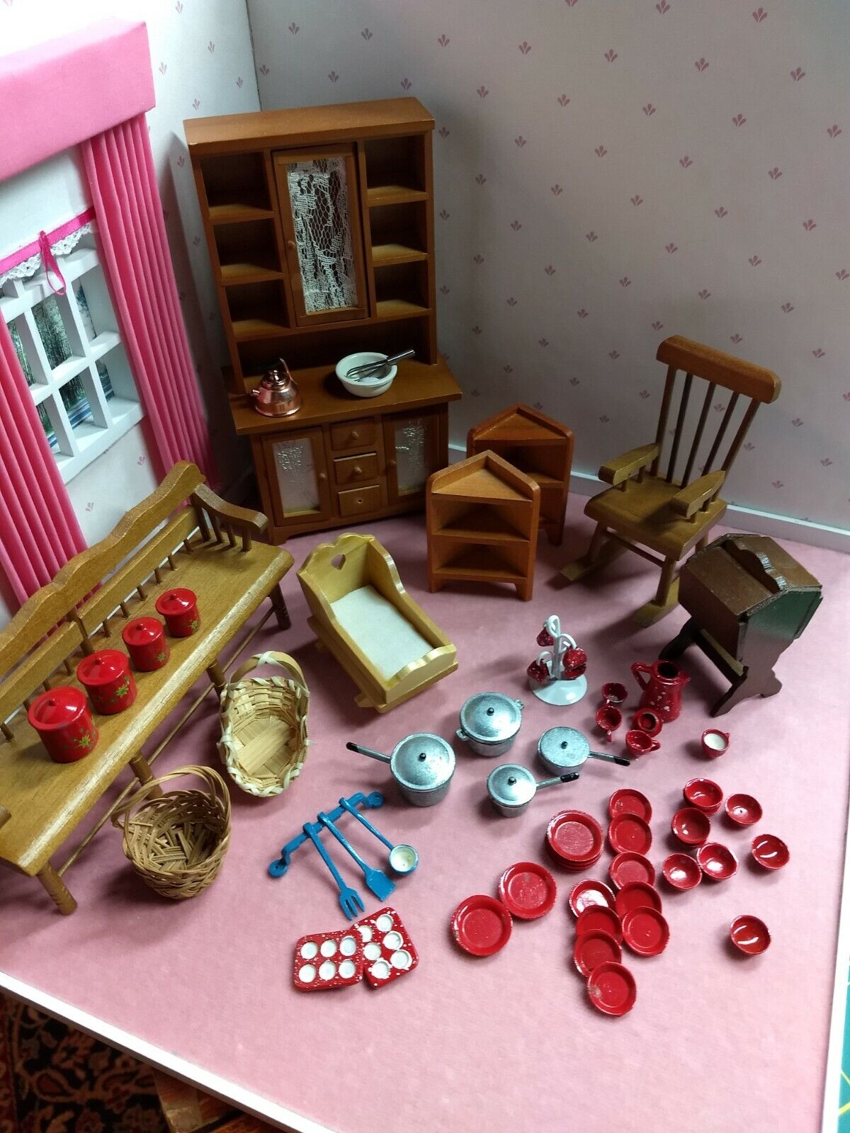 Dollhouse Miniature 7 PC Rustic Mixed Furniture & Accessories Lot Unbranded
