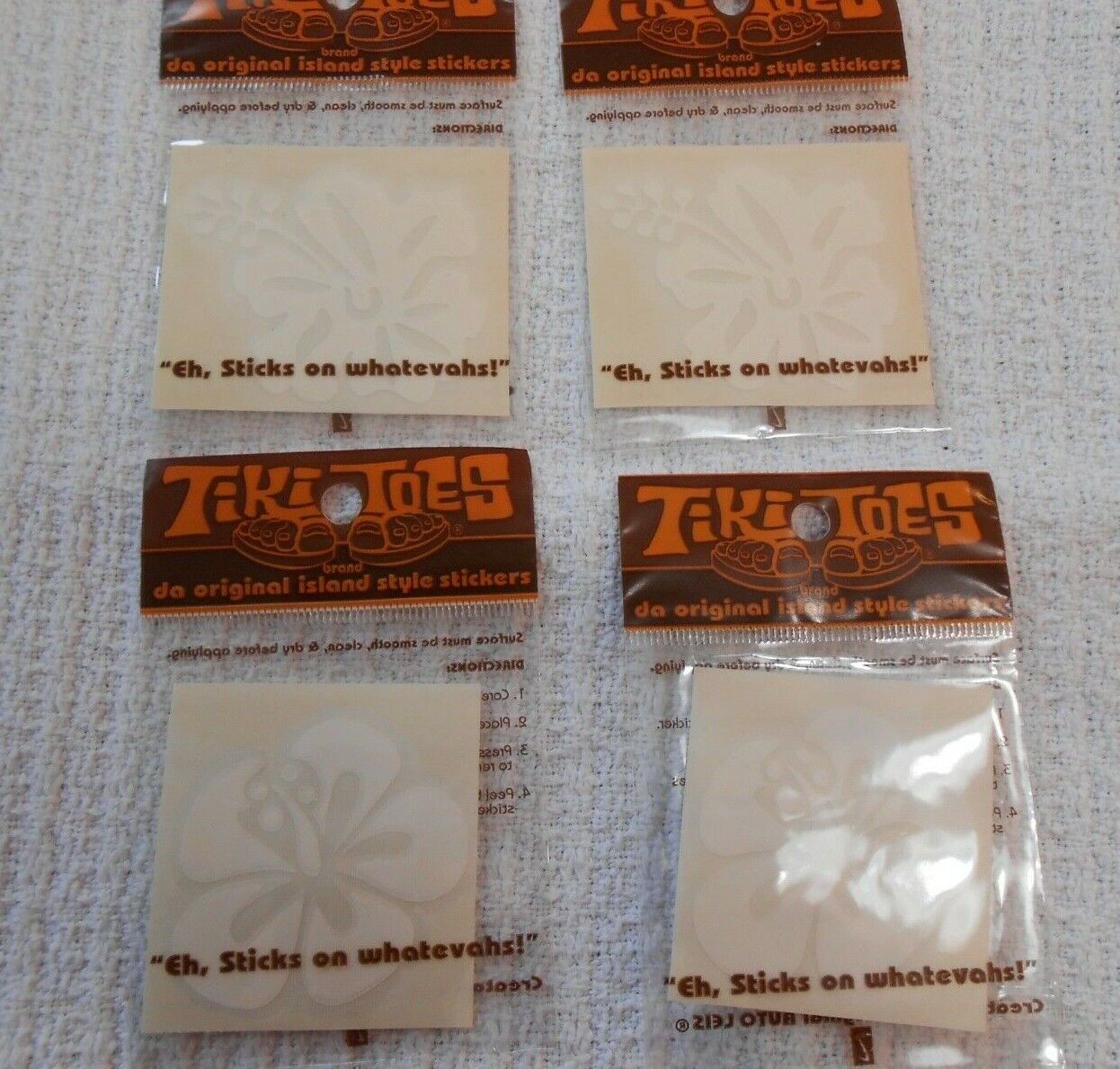 Tiki Toes Brand Kauai Hawaii White Flower 4 Stickers Two Designs  2" by 2.5"  Без бренда