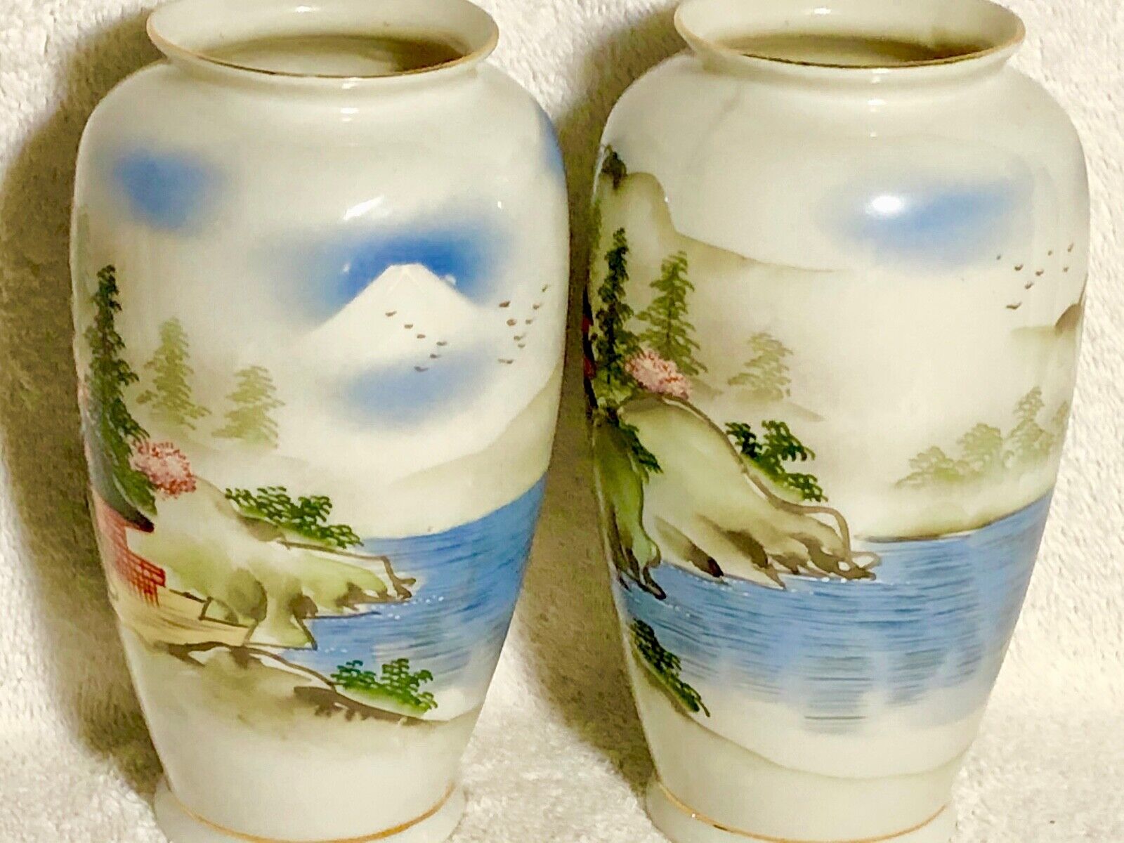 Beautiful Pair Vintage Asian Vases Village Pagoda Scene Fine Porcelain China QQ! Без бренда - фотография #7