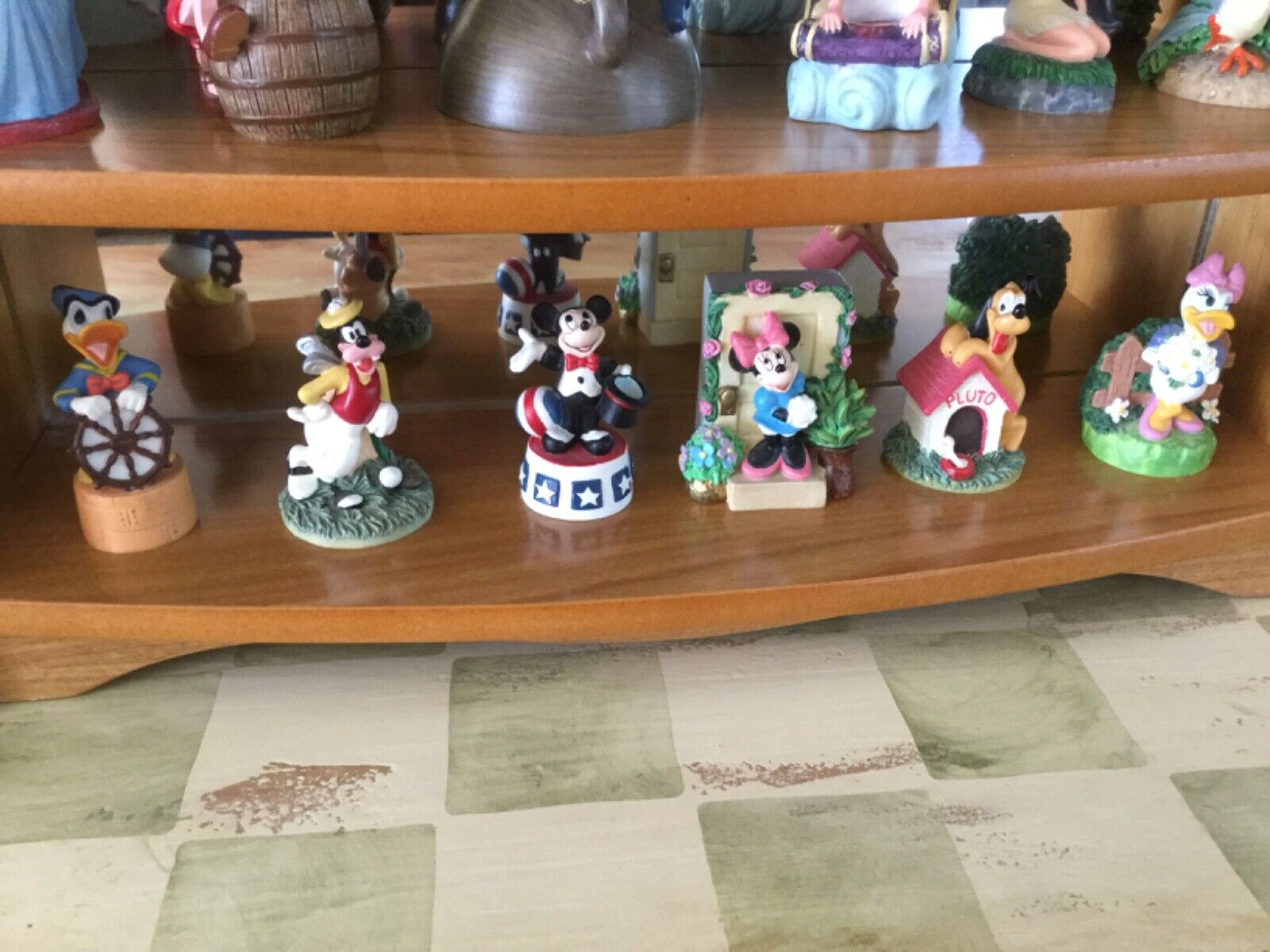 Disney Magic Thimble Figurine Collection, all 24, w/cabinet & boxes, Fabulous! Disney/Lenox - фотография #6