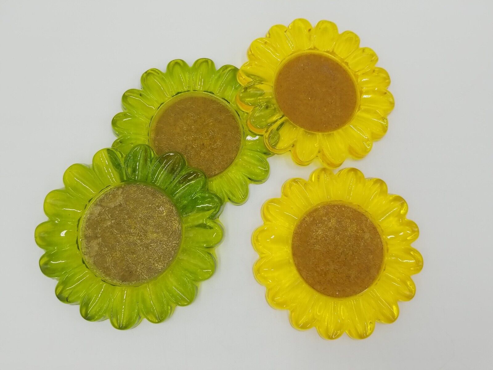Set of Four Lucite/Acrylic & Cork Daisy Flower Power Green/Yellow Drink Coasters Unbranded