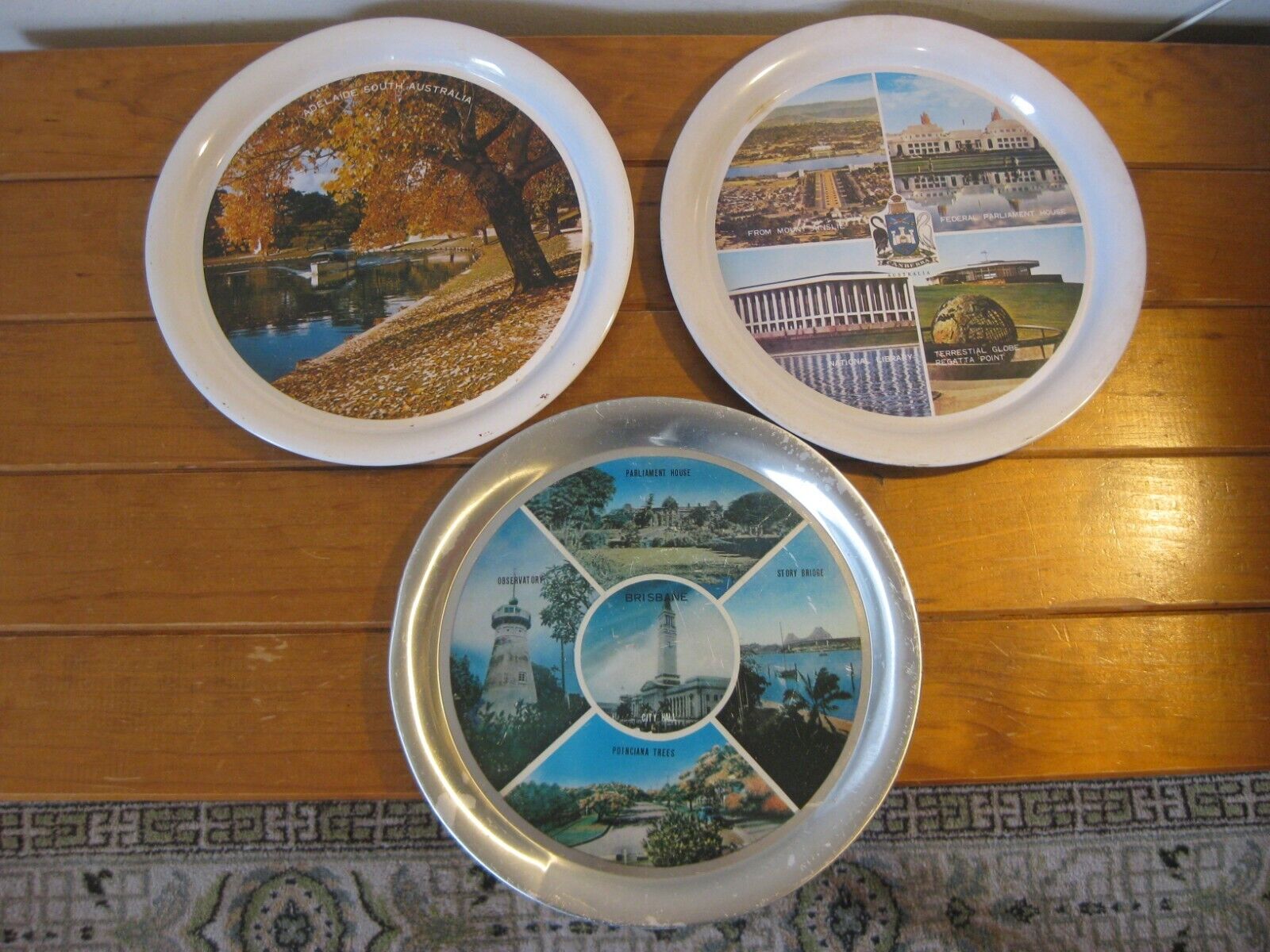 3 x Vintage Drinks Trays (Brisbane / Adelaide/ Canberra) Classic 1960s Souvenirs Без бренда
