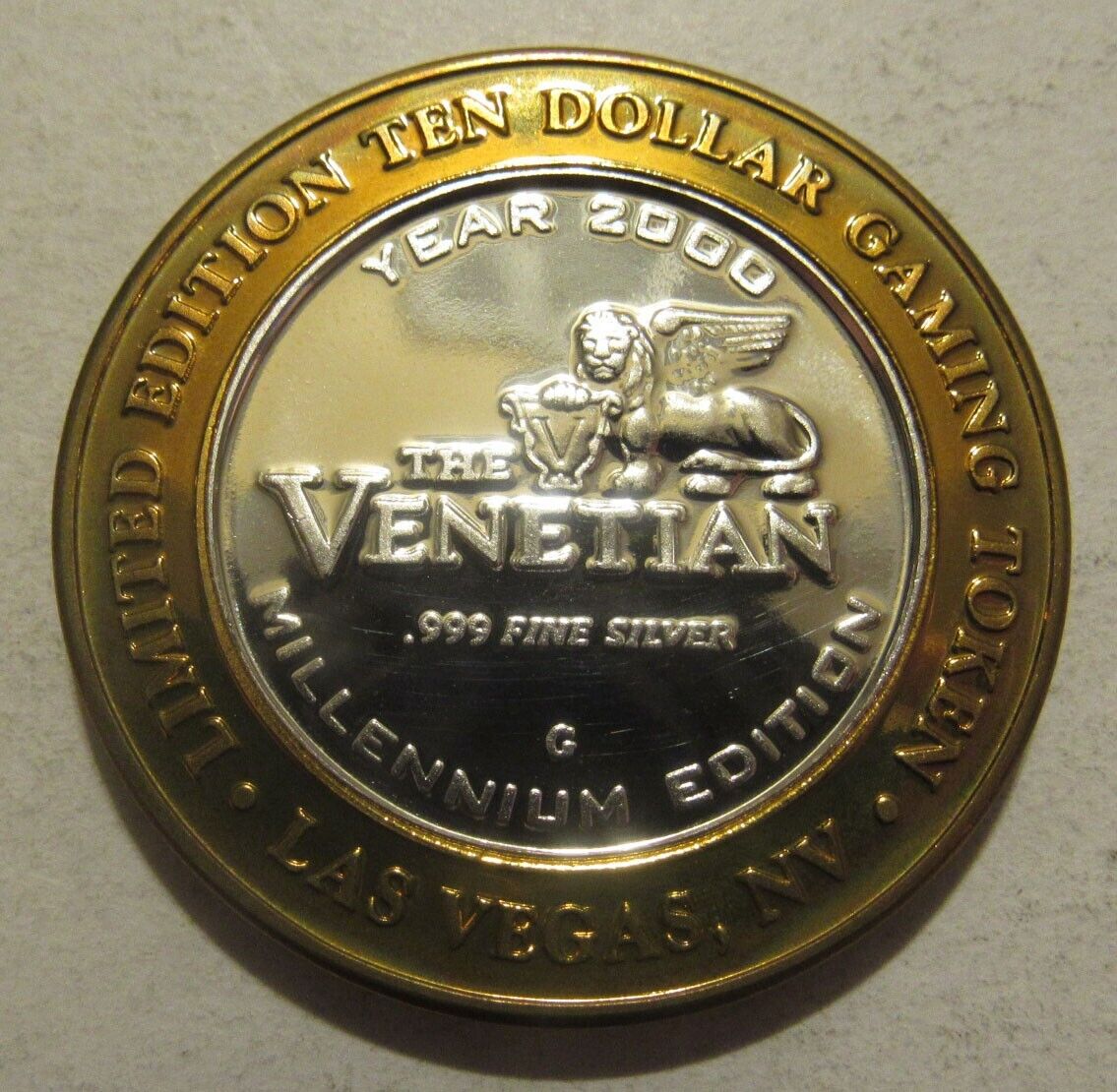 The Venetian Ten Dollar Silver Gaming Token Free Shipping Без бренда - фотография #2