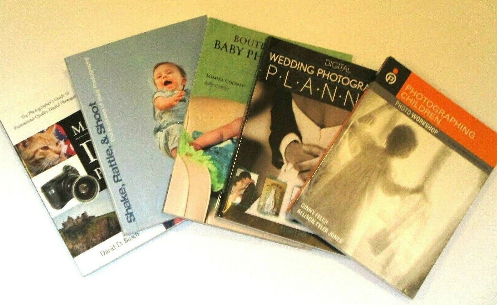 LOT OF 5 NEW PAPERBACK PHOTOGRAPHY BOOKS  Canon