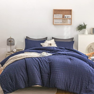 HAOWANER 3 Pieces Seersucker King Comforter Set with Pillows, Navy King Comfo... HAOWANER Haowaner Navy King