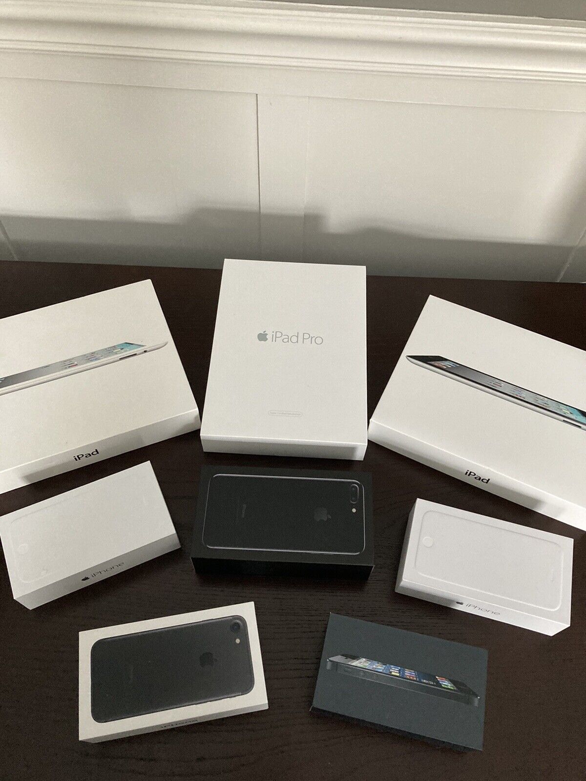 Lot of 8 EMPTY Apple iPhone and iPad boxes Apple