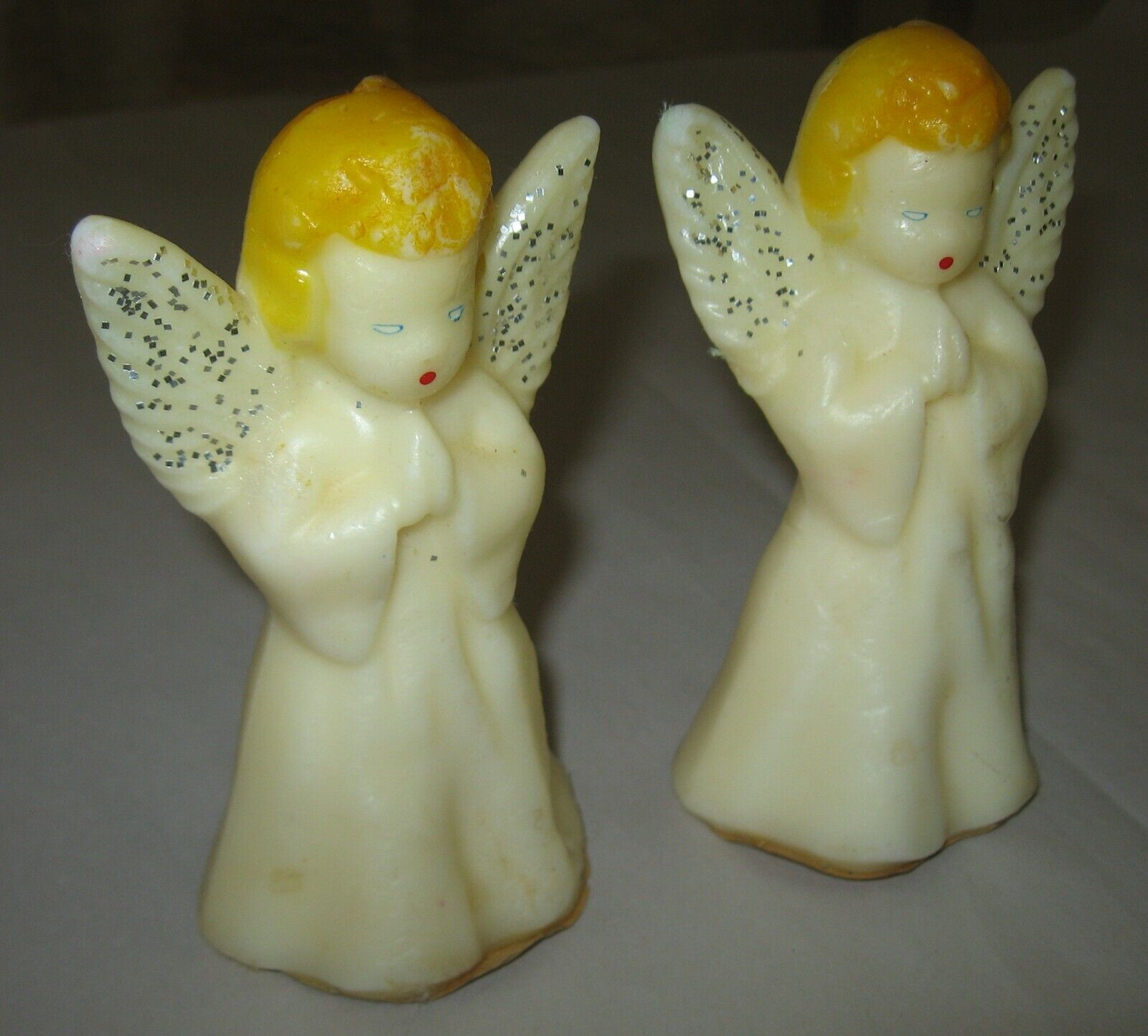 2 Vintage GURLEY Novelty 5" Praying Angel Christmas Candles Glitter Wings Unlit Gurley Novelty Co. - фотография #3