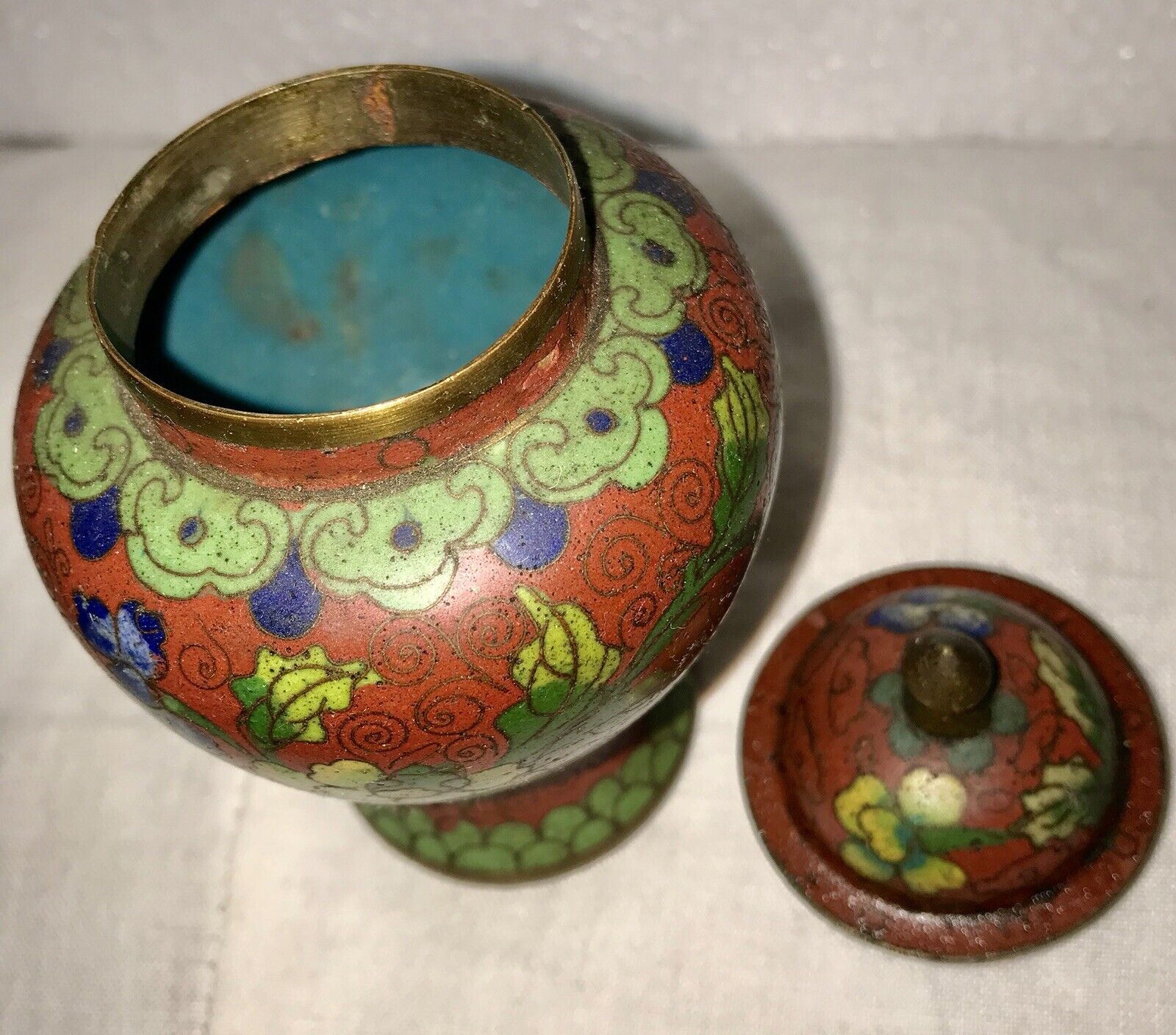 Vintage Cloisonne Chinese SET Small Urn Matching Dish Collectible 2pc Dark Red Без бренда - фотография #10