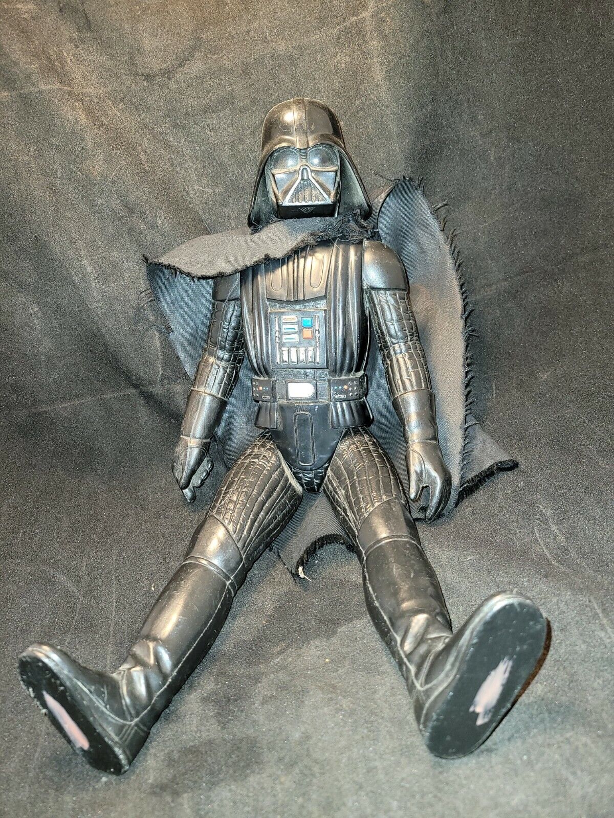 Vintage Star Wars Darth Vader 12 inch Action Figure 1978 Kenner. #v96 Kenner