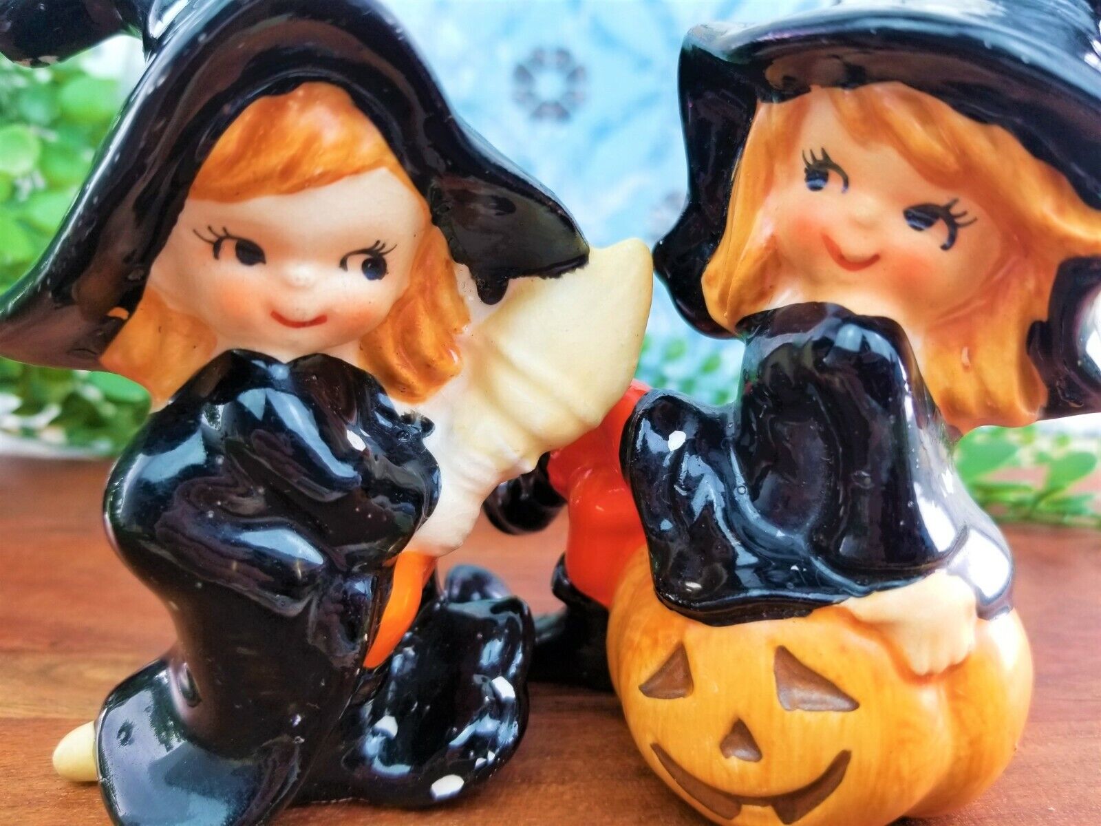 Lefton Witches Halloween Salt and Pepper Shakers Vintage Japan Rare Collectible Lefton NA