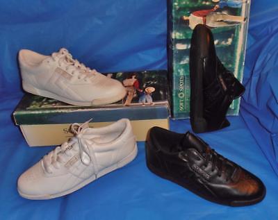 Soft Spots, Women's,   2 Pair of Walking Shoes,   Size 6 M,   New Old Stock 1994 Soft Spots