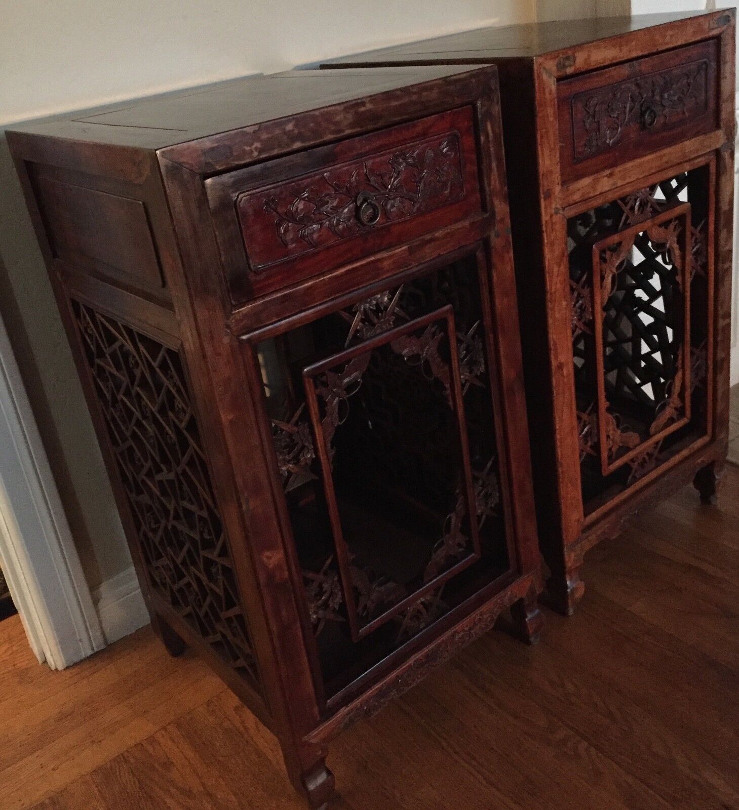 Antique Carved Chinese Side Tables, Qing Period, circa 1870 - a Pair Без бренда - фотография #7