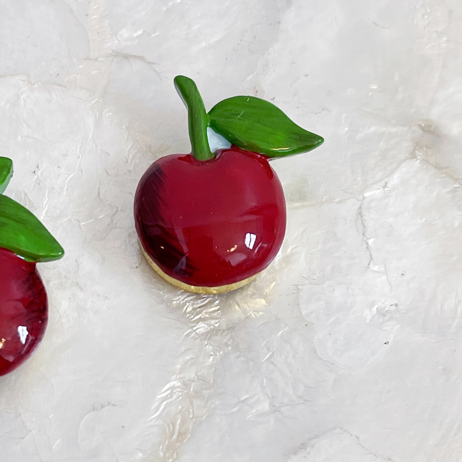 Red Cherry Plastic Button Covers Set of 4 NEW 3/4" Vintage Без бренда - фотография #5