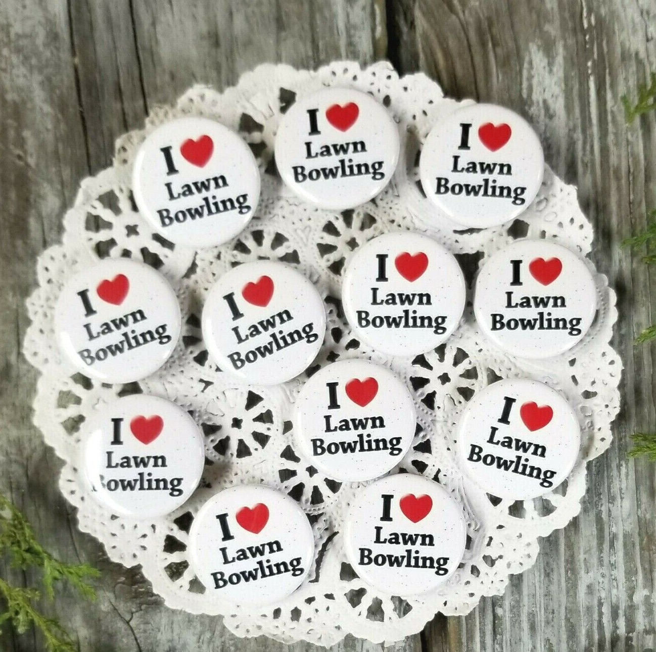 10 I (heart) Lawn Bowling * Gift Pins 1 1/4" PINBACK Buttons Party Favor USA Decorative Greetings Inc