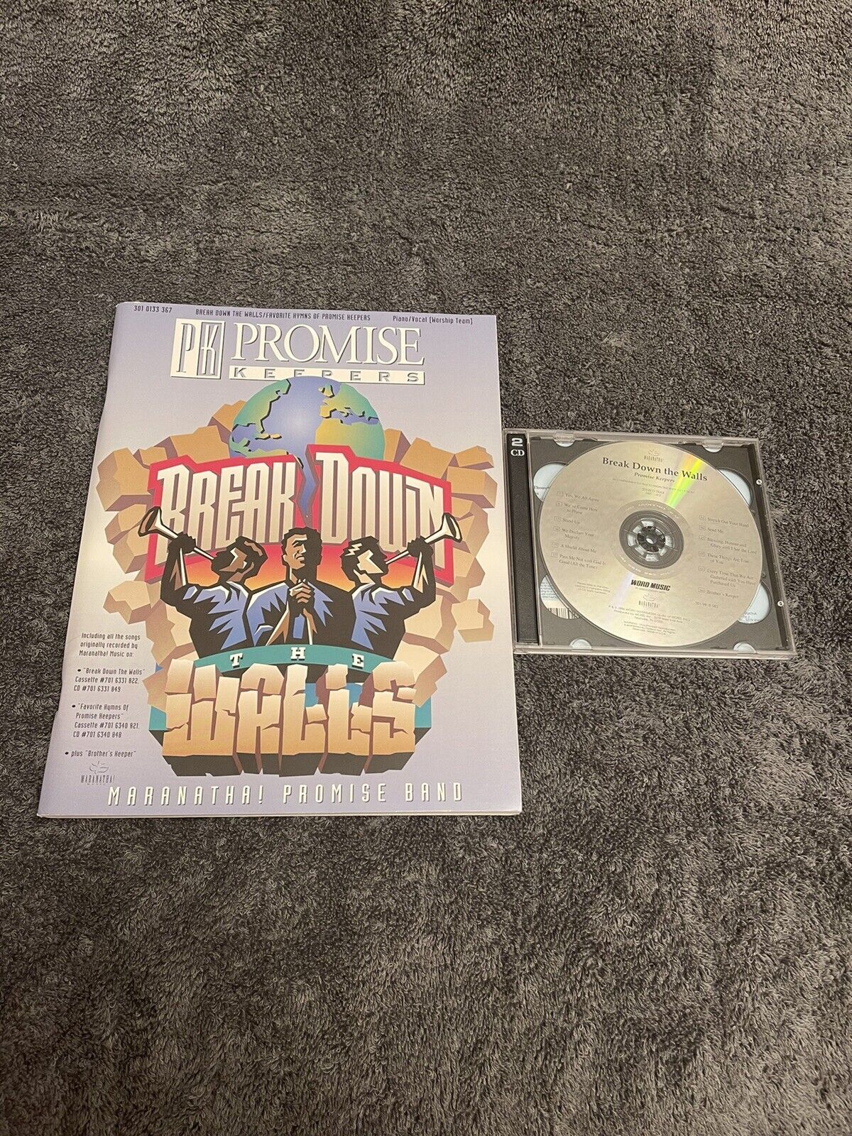 Promise Keepers Break Down the Walls / Favorite Hymns Accompaniment CD Songbook Без бренда