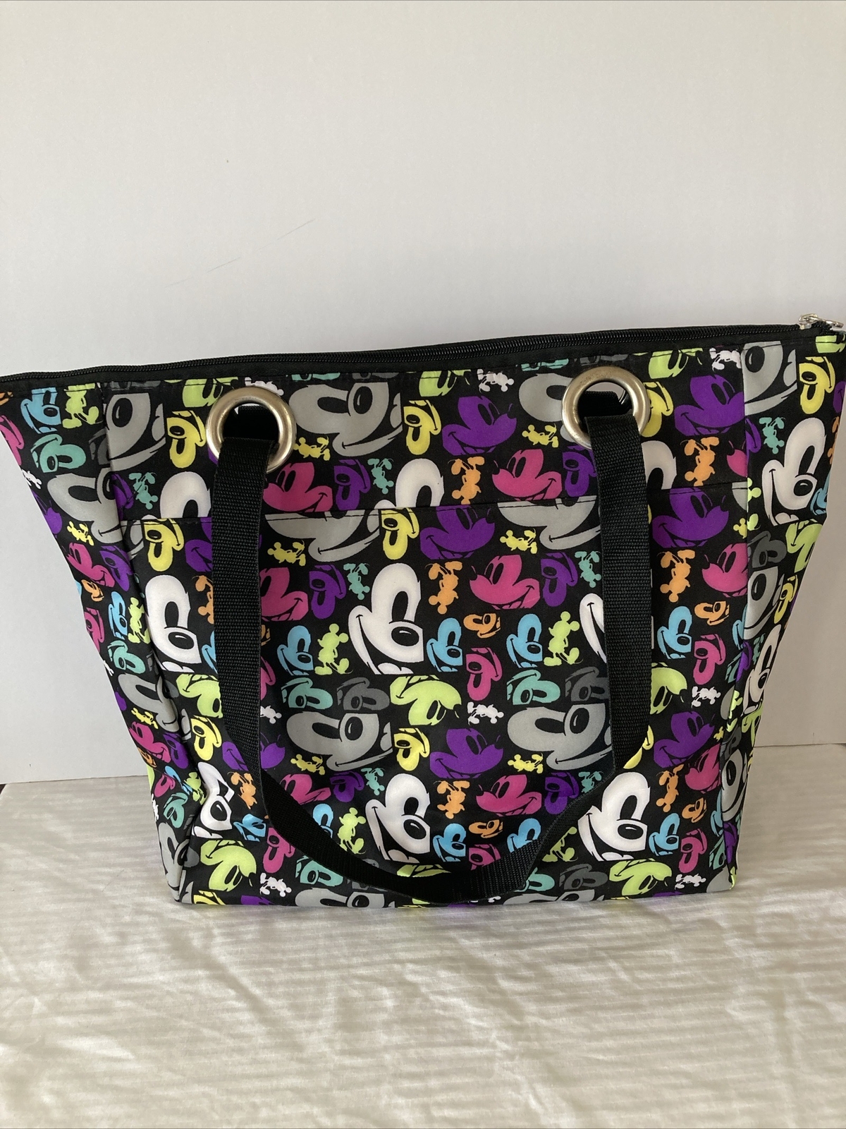 Disney Parks Mickey Mouse Nylon Tote Travel Beach Bag Colorful Vibrant Zip Close Disney - фотография #3