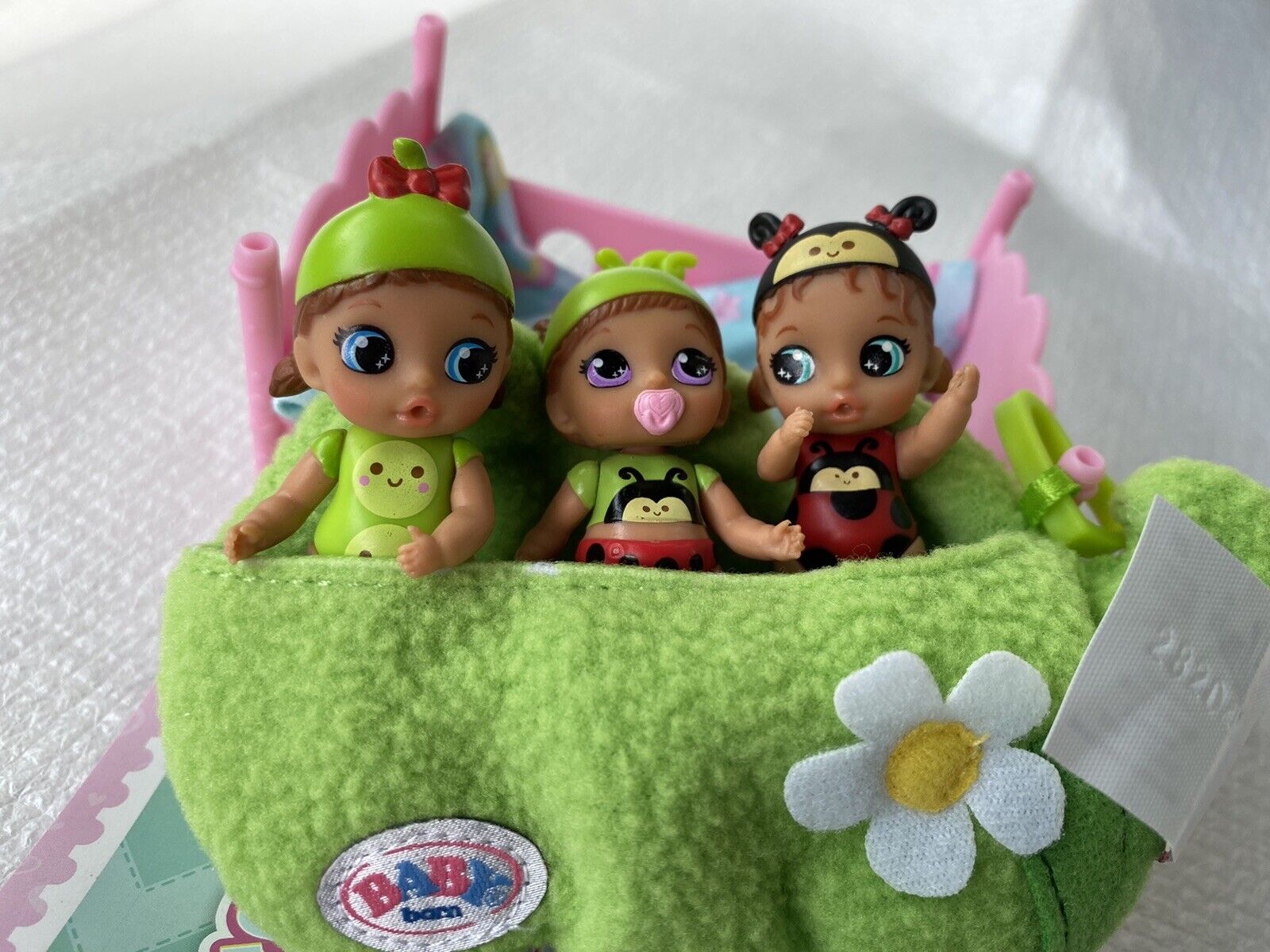 Baby Born Surprise Mini Babies (Green Pea Triplets) Zapf
