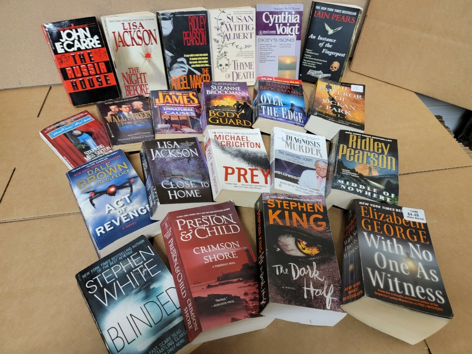 Lot of 20 Mystery Thriller Fiction Paperbacks Popular Author Books MIX UNSORTED Без бренда - фотография #8